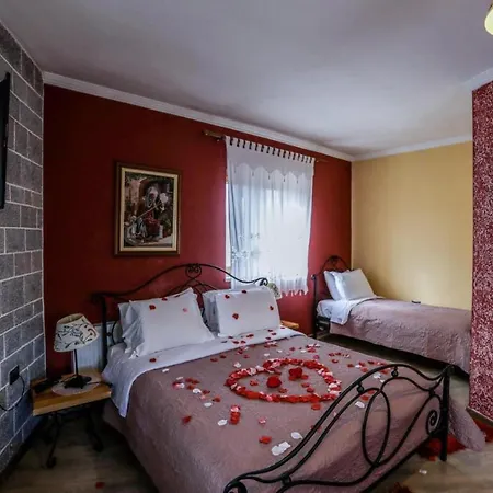 Falo Voskopojë