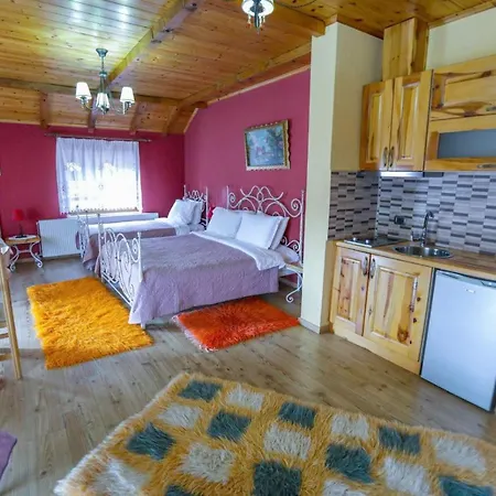 Falo Voskopojë